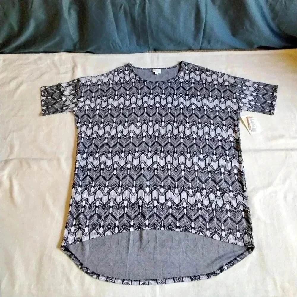 Lularoe Irma Blouse 2XL NWT
